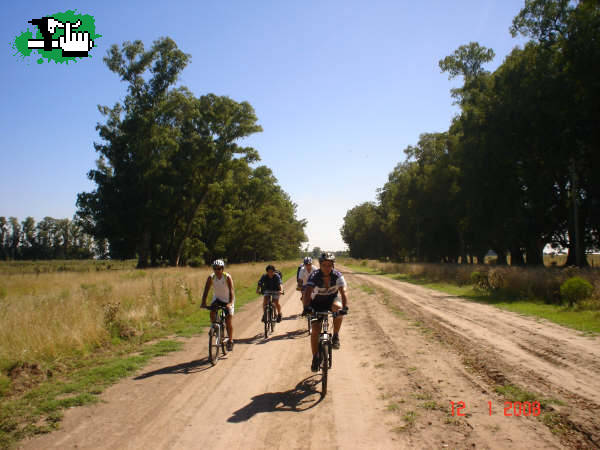 San Vicente-San  Miguel del Monte----Los Tres Chiflados del Pedal X 2