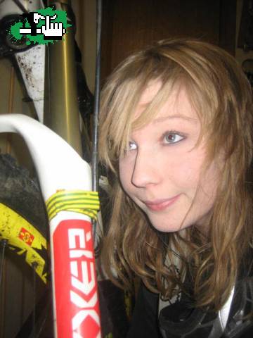 Ella Biene Con La Boxxer???