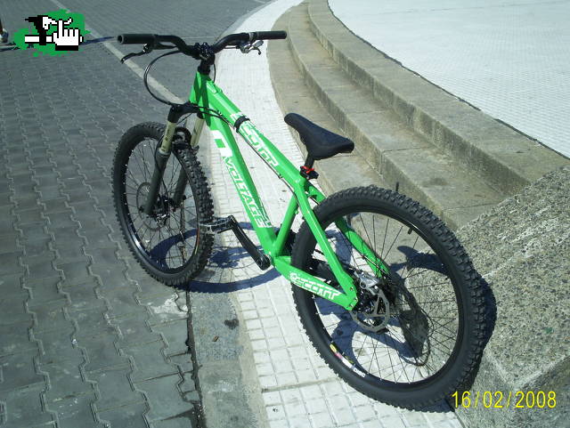 MI NUEVA  BICI"COTORRA STREETERA"