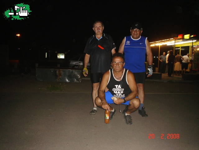 Los tres chiflados del pedal. Vuelo nocturno por Bs As