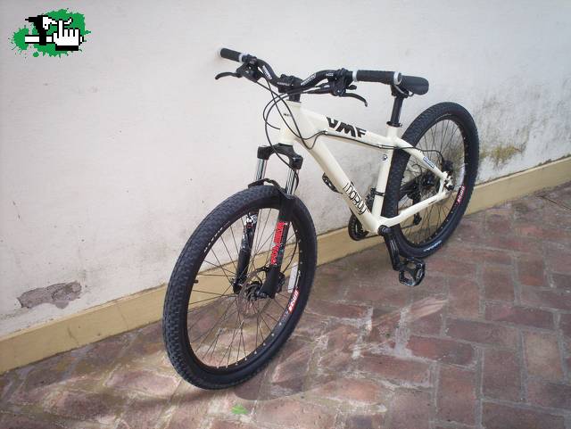 De frente..