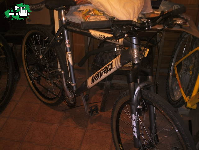 Esta es otra de mis nenas..Vairo XR 4000