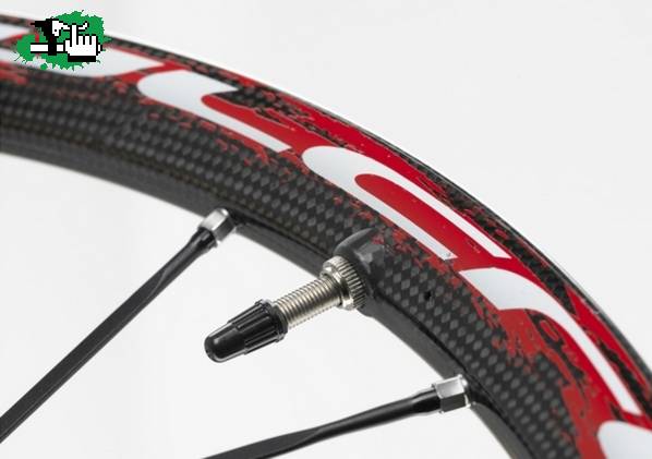 FULCRUM  RED CARBON