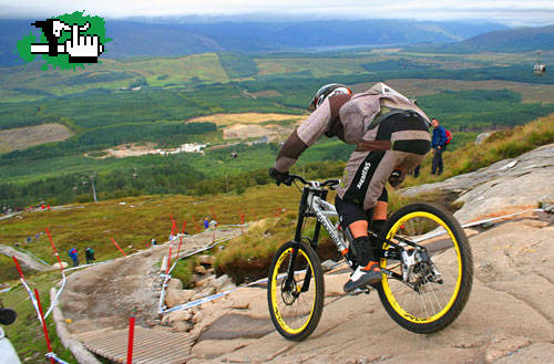 otra foto de cedric gracia a fondoo!!!