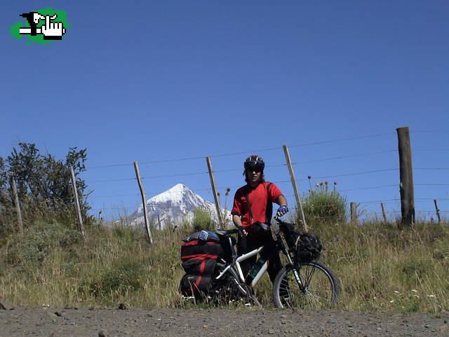Con el Lanin a mi espalda