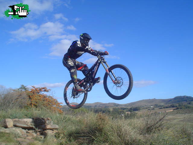Finde en tandil