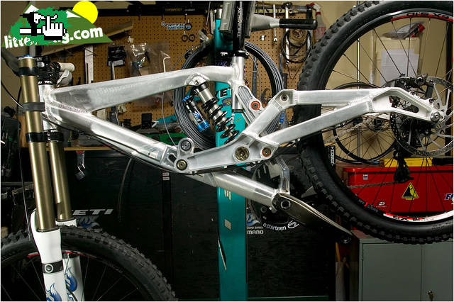 Yeti 303-7