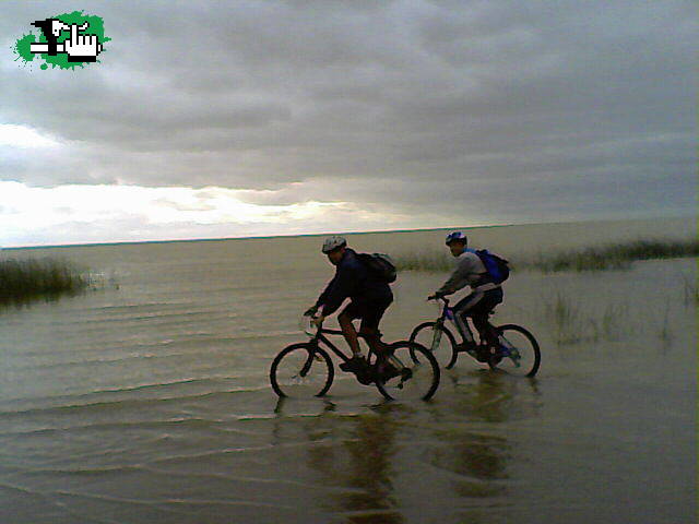 Rainbow bikers en Rio y Baldivino