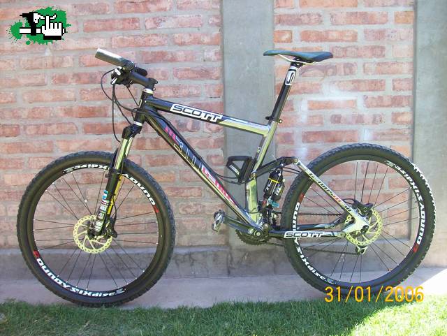 scott genius mc 30 (M) = 17`
