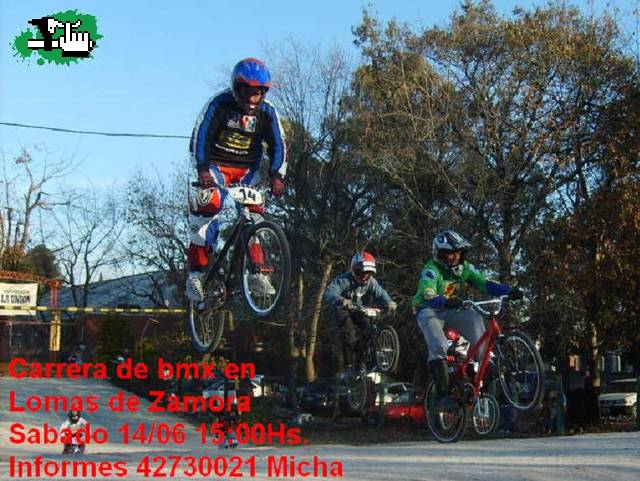 Carrera de BMX en Lomas de Zamora