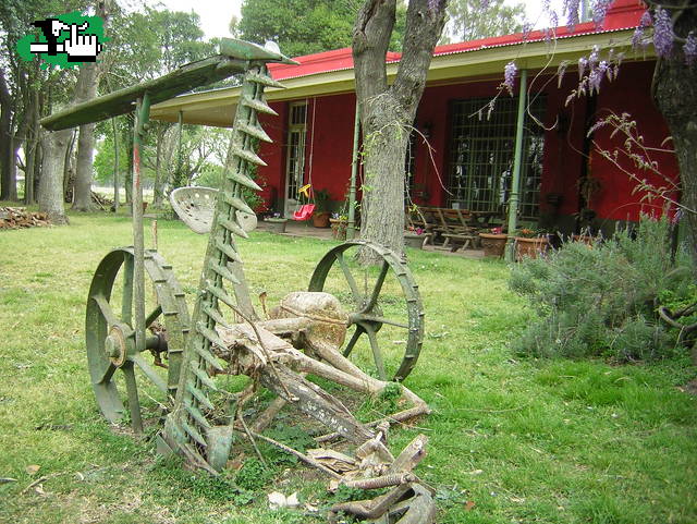 ESTANCIA LA PASIONARIA EN VILLARS. Villars - Lozano - Plomer 