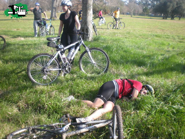 Locos del Pedal. La Gran Ca&iacute;da