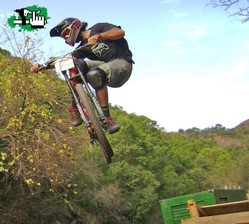 OPEN DH/4X TUC