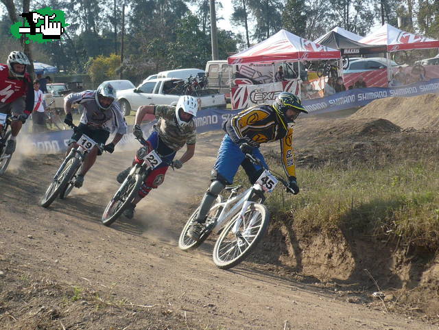 walter peleando por la punta tambien