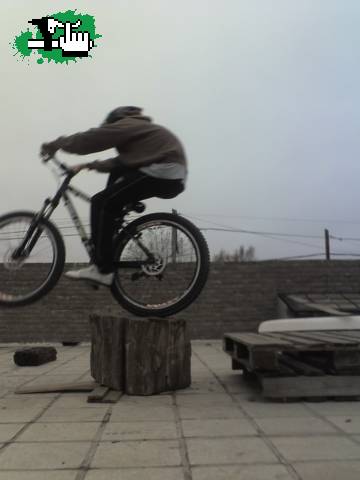 tirando trasera