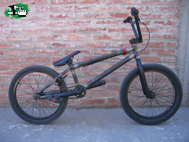 bmx de tano 77