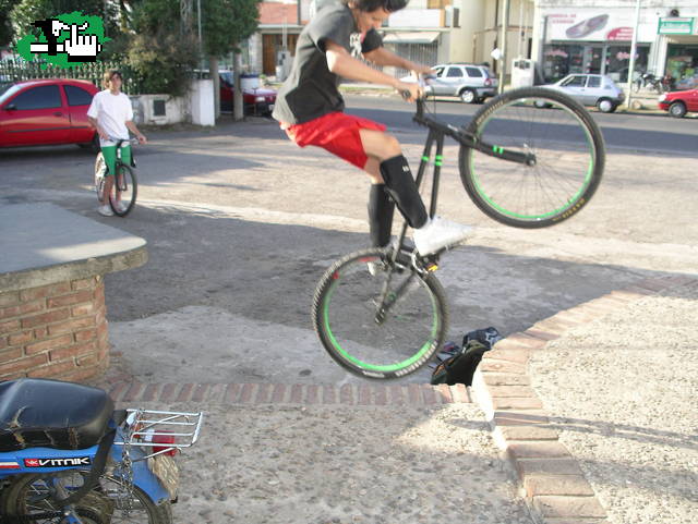 1RA ANDANDO!