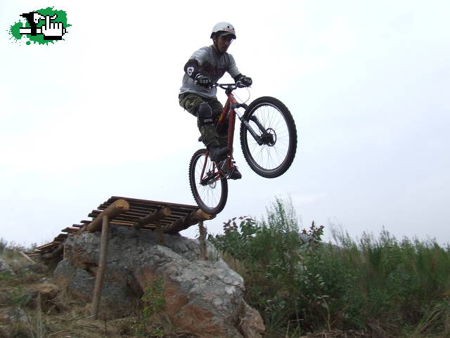 URI EN TANDIL