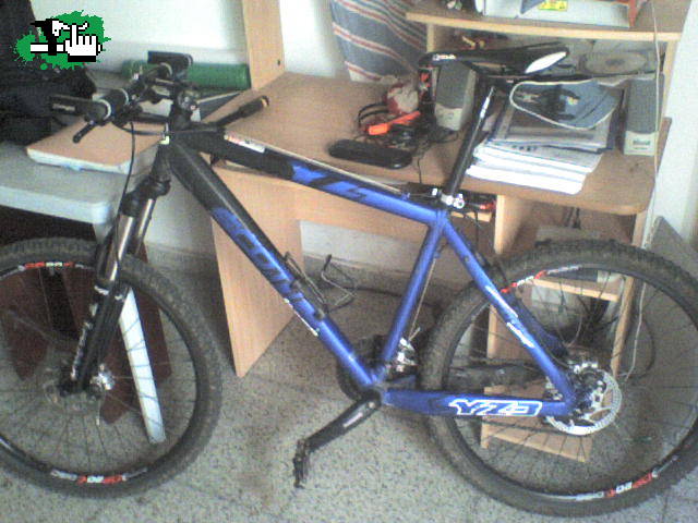 SCOTT YZ3