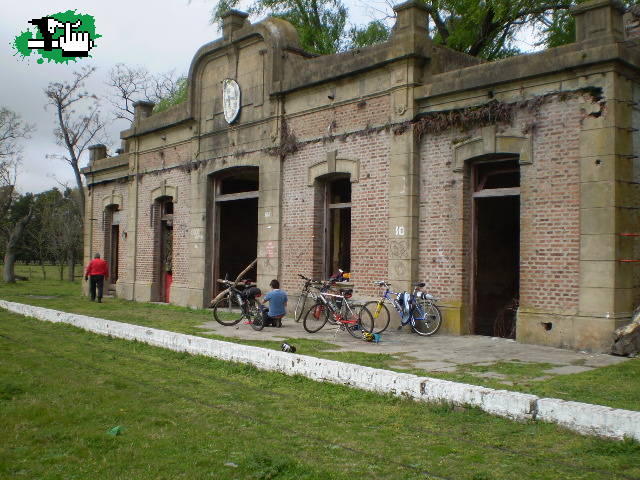Los 3 chiflados del pedal:Relevamiento de vias Buchanan  hasta ruta 2