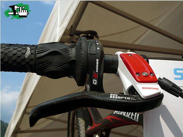 nuevo magura marta 09'