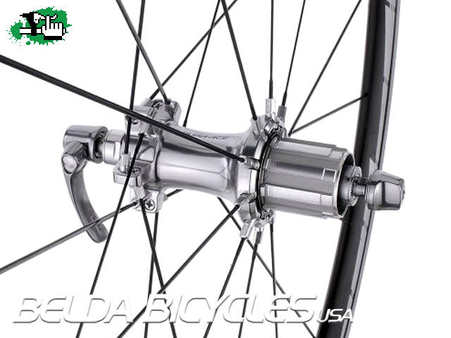 Alguien me puede decir como desarmar la casetera de las masas shimano