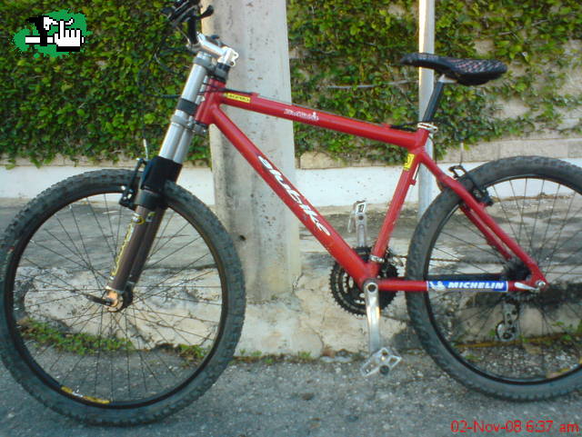 mi bike con horquilla nueva 