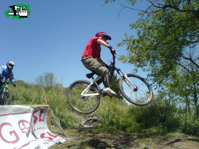 TANDIL 4X
