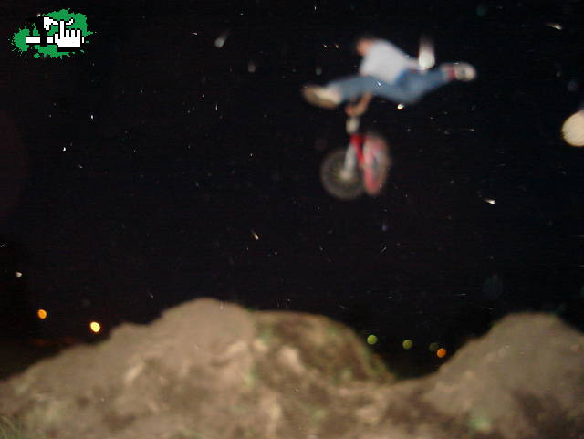 superman indian-air de emer del team bmx tandil