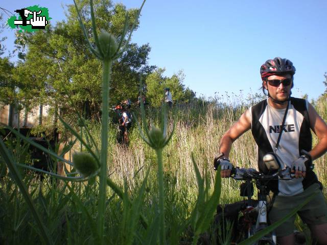Locos del Pedal. Pilar - Manzanares - Robles - Pilar. Había una vez un sendero!