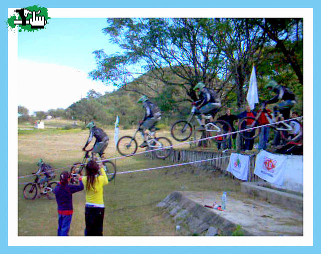 SECUENCIA carrera en Villa la Punta, Sgo.
