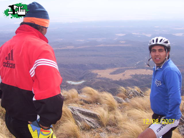 alla abajo la laguna
