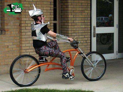 (Bicicletas raras) una del futuro