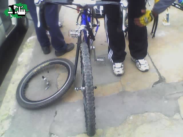La estas armando mal....