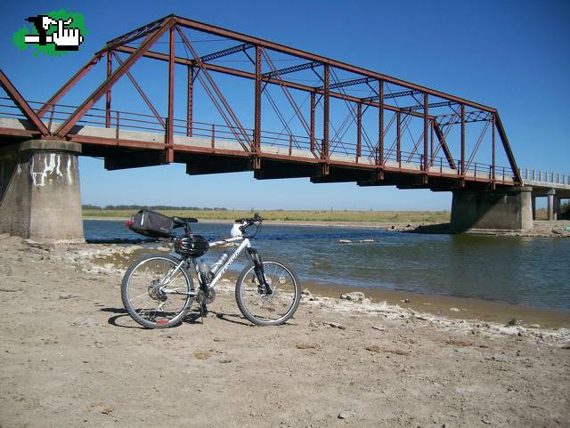 PUENTE SOBRE EL SAMBOROMBON