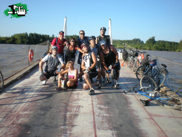 Locos del Pedal. Nocturna con luna llena. Otamendi Zarate