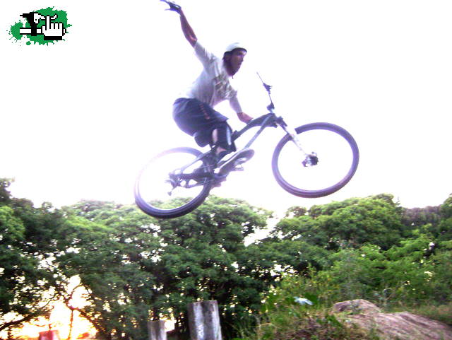 LONCHO B.A. "QUE HACEEE CUALIAAAAA!"