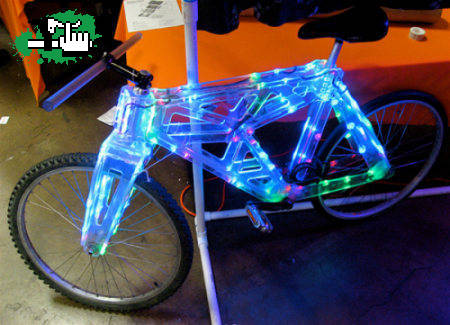 cumbio si tiene bici 