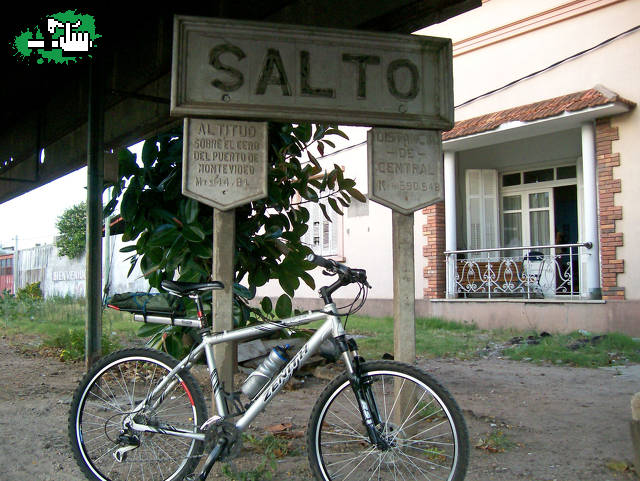 ESTACION DE SALTO -URUGUAY-