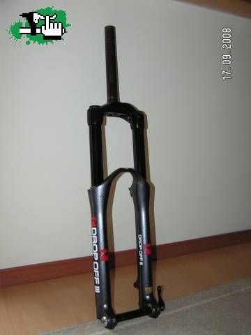 Marzocchi Drop Off 3 (150MM) VS 2007 Marzocchi Dirt Jam Pro