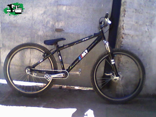 aca esta mi bike 