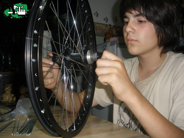 armando llanta