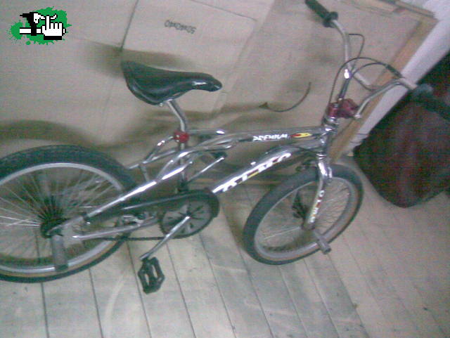 Olmo Freestyle Premiun r20 Cromada usada en venta BTT