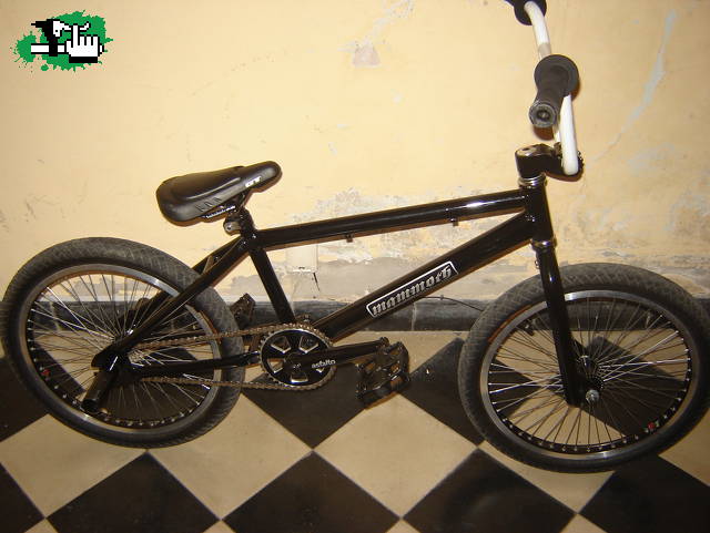 mi bike con las cositas nuevas!!!