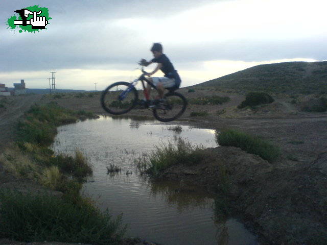Mauri Table LAGUNA