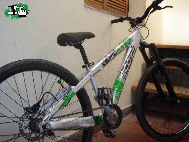 la petisa