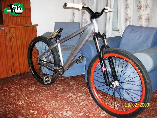 mi bike con nuevas adkidisiones