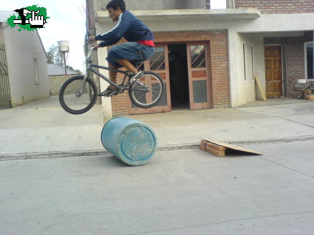 saltando tacho