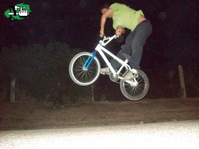 dani x-up bany
