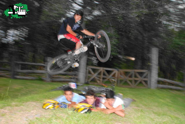 FEDE ALVAREZ ON THE AIR.